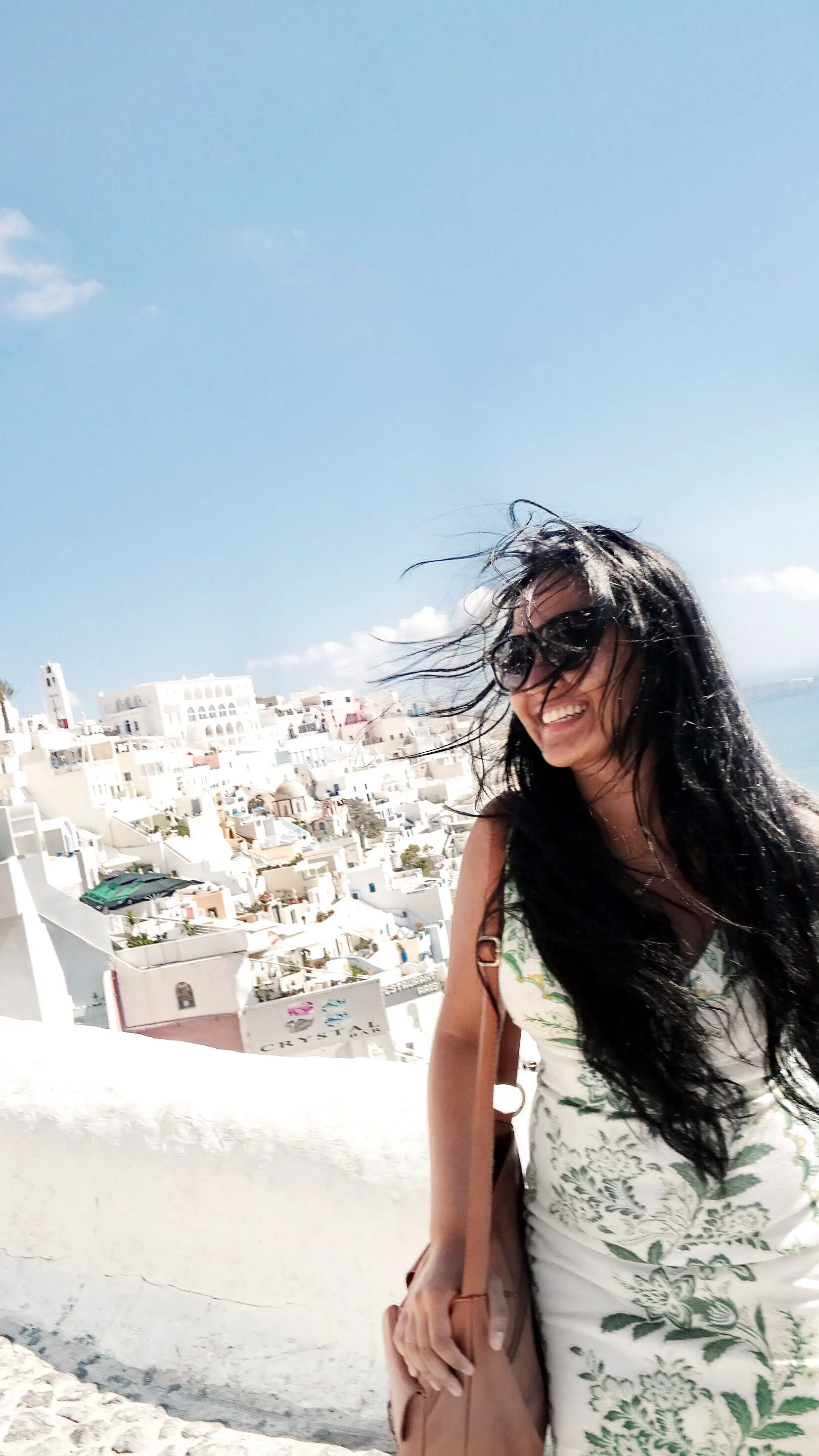 What To Wear In Santorini Fira Greece - Paris Chic Style Clip In Hair Extensions