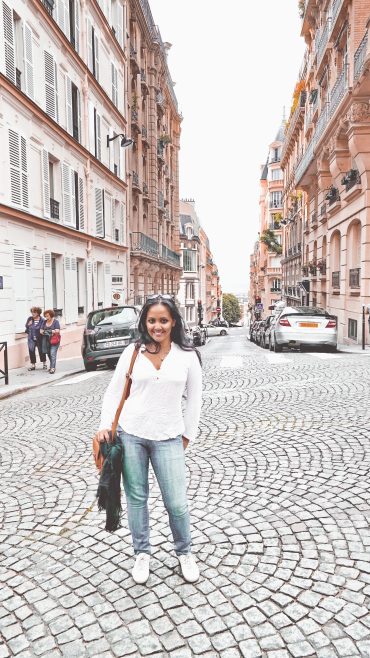 Paris-France-Rose-Gold-Lightroom-Preset-Paris-Chic-Style-Travel-Instagram-Fashion-Blog-11