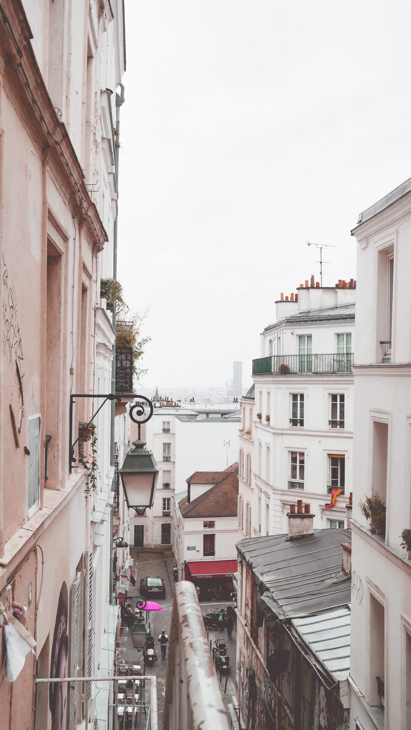 Paris-France-Rose-Gold-Lightroom-Preset-Paris-Chic-Style-Travel-Instagram-Fashion-Blog-13