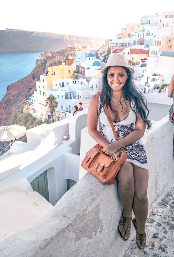 Santorini-Greece-Lightroom-Preset-Filter-Paris-Chic-Style-Travel-Instagram-Fashion-Blog-6