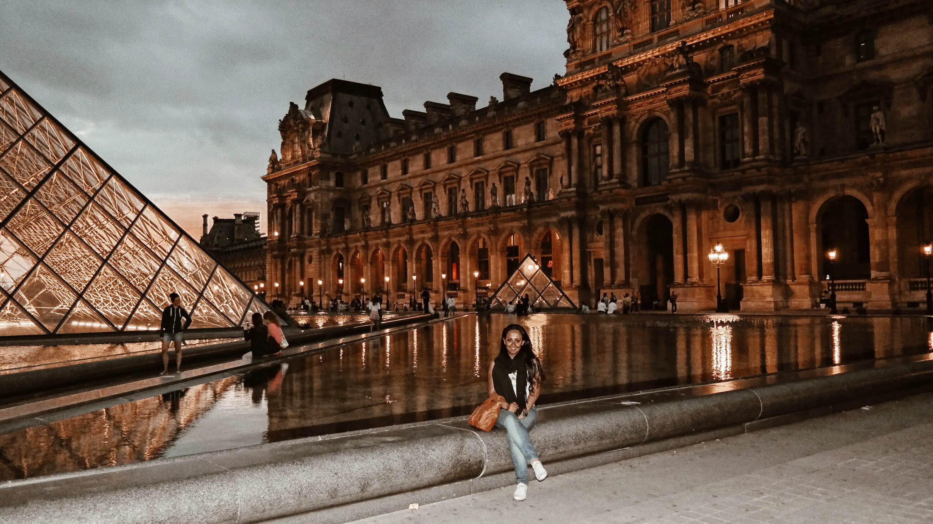 Marjolyn Lago Marj 3 to 4 days in Paris Itinerary Best Things To Do In Paris Chic Style Fashion Travel Blog Louvre Museum