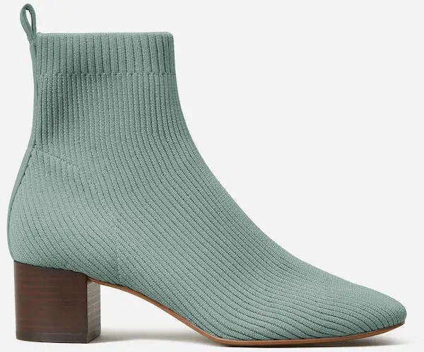 Most Stylish Boots For Women For Work Travel Parisian Style Ankle Boots Glove Boots Everlane Paris Chic Style 3