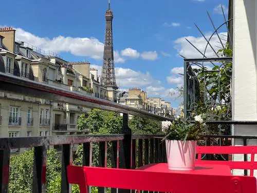Affordable Paris Hotels With Eiffel Tower View Balcony Hotel Le Cercle Tour Eiffel Paris Chic Style 3.1